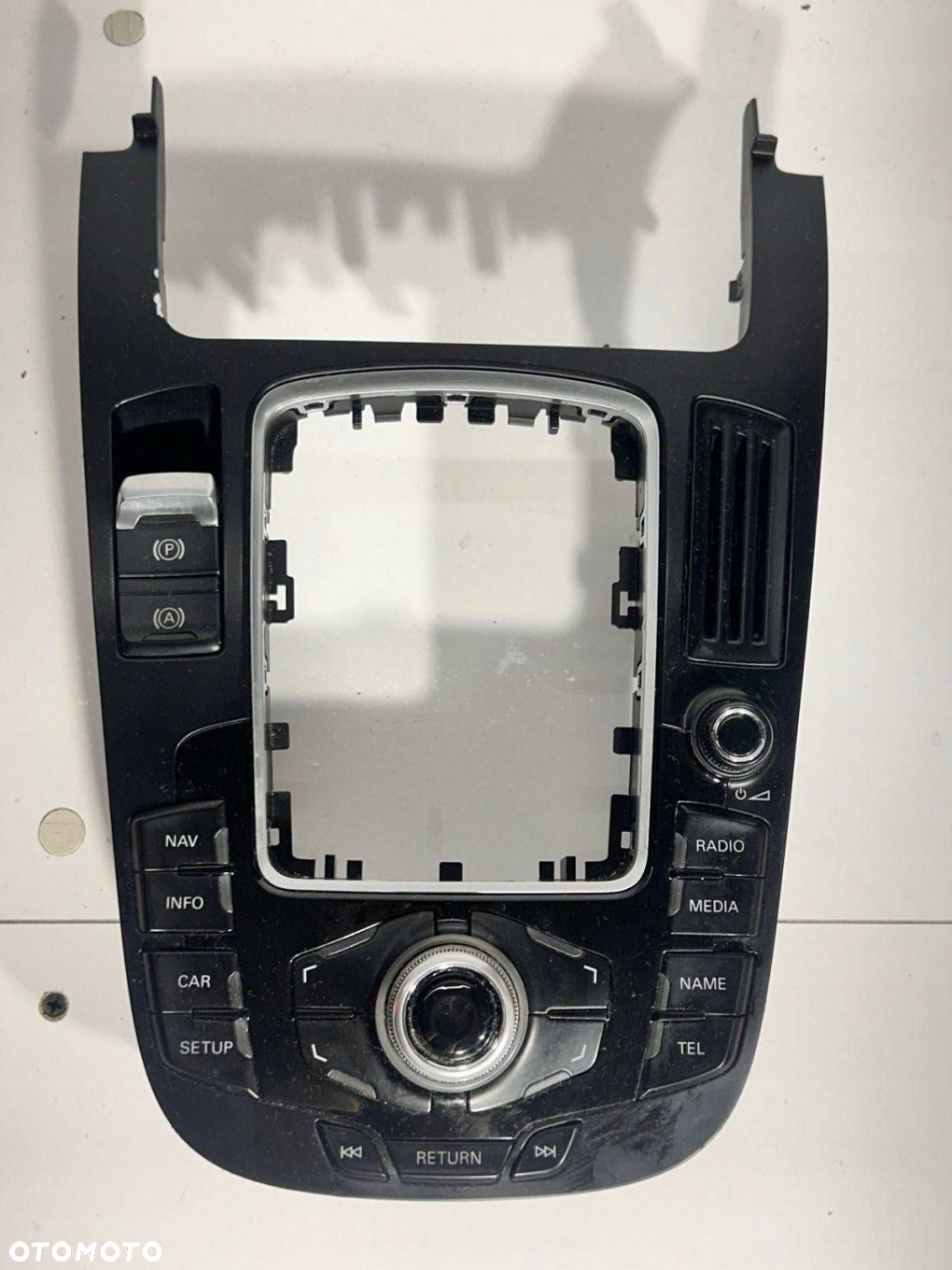 Audi A4 S4 B8 8K 2011 8T0 919 609 F Panel radia MMI - 1