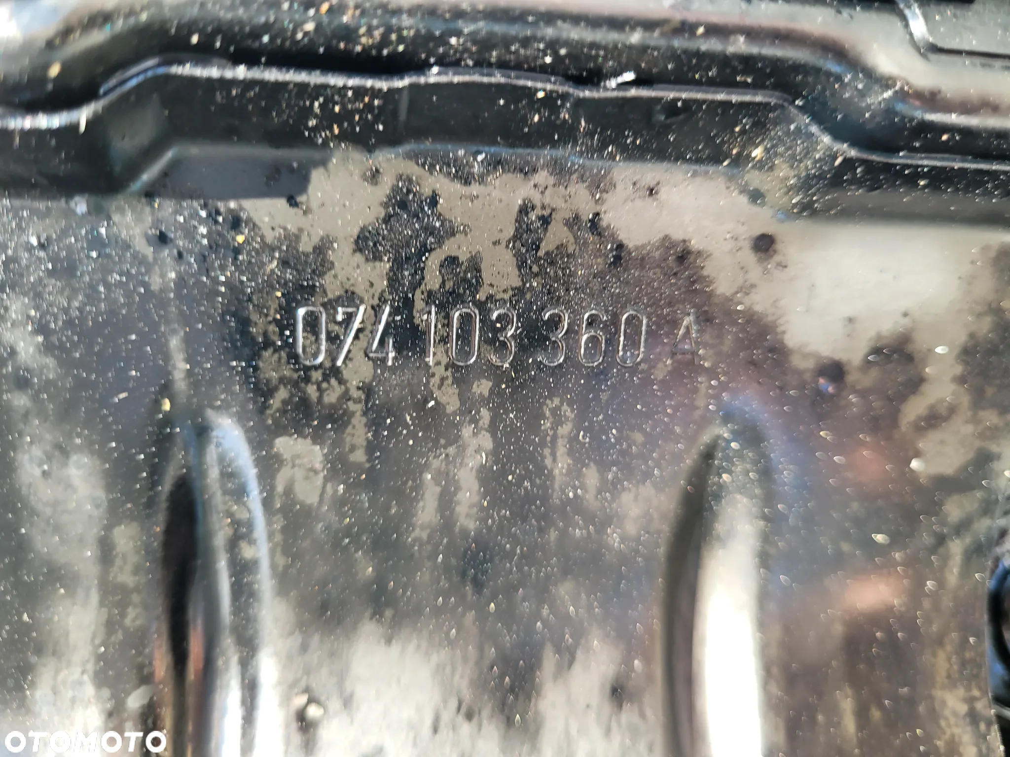 ORYGINALNY OSPRZĘT SILNIKA VW T4 2.4 TDI - 23