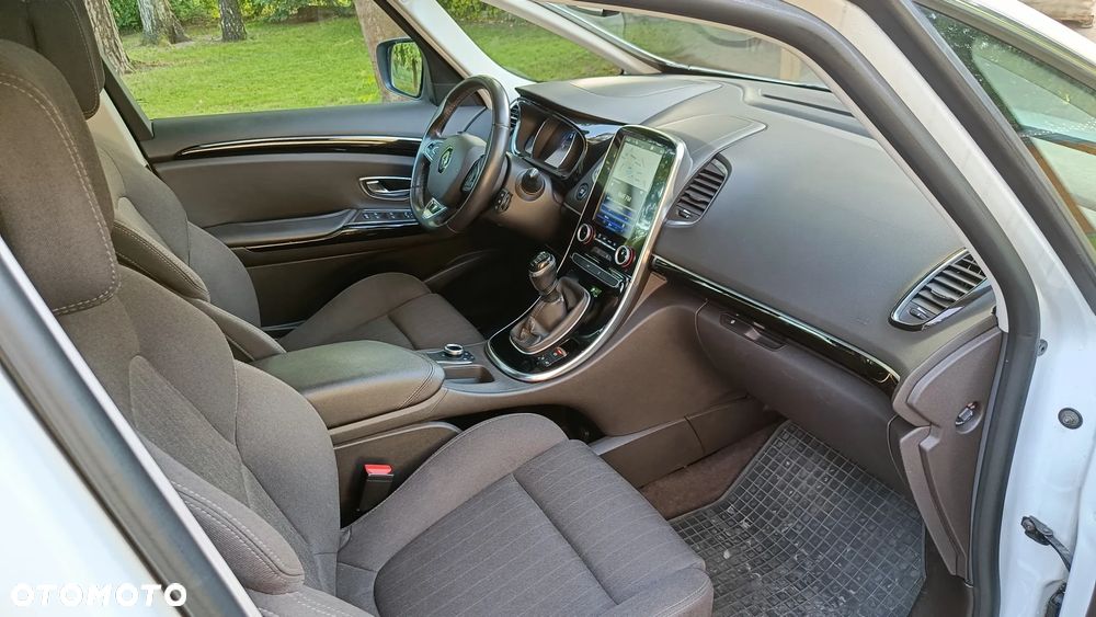 Renault Espace 1.6 dCi Energy Life 7os - 9