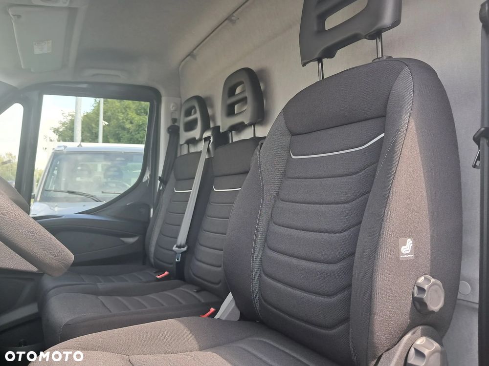 Iveco Daily Furgon  HI-Matic - 16