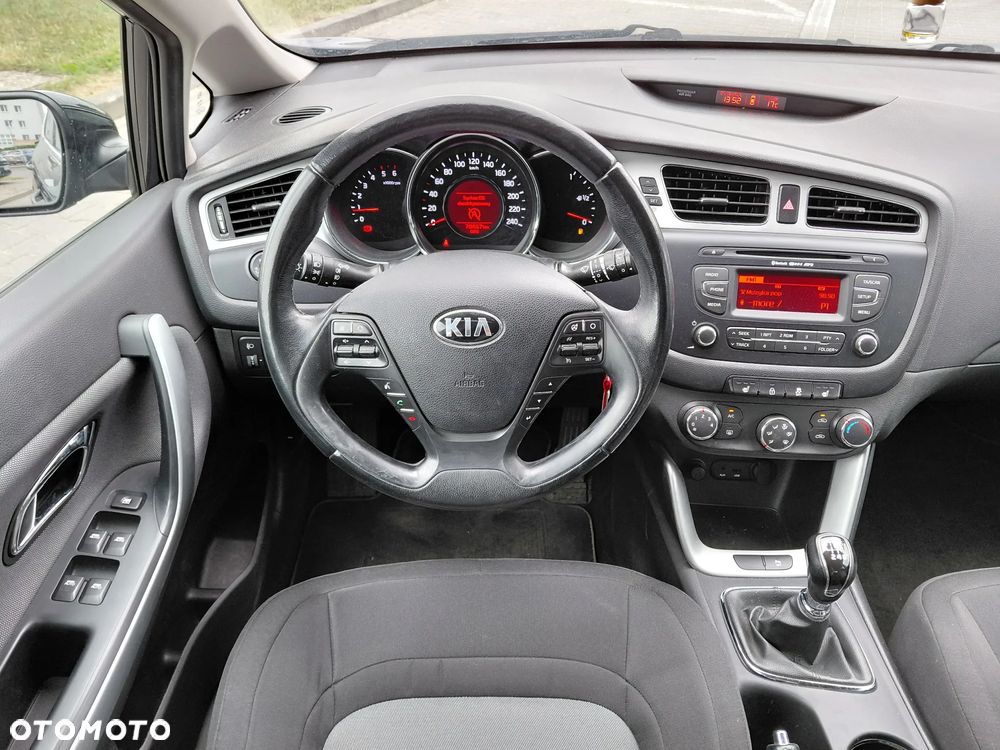 Kia Ceed 1.6 CRDi L - 13