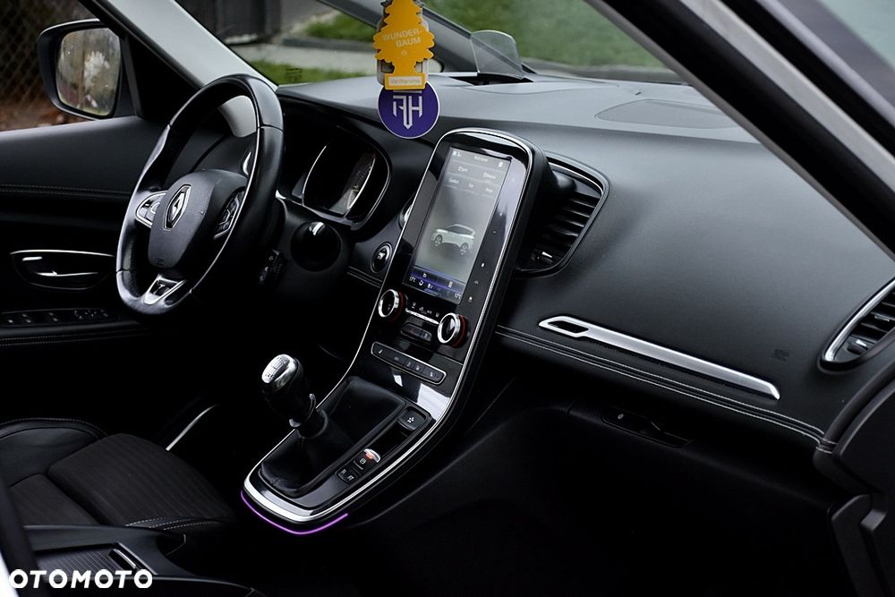Renault Grand Scenic dCi 130 FAP Start & Stop Bose Edition - 28