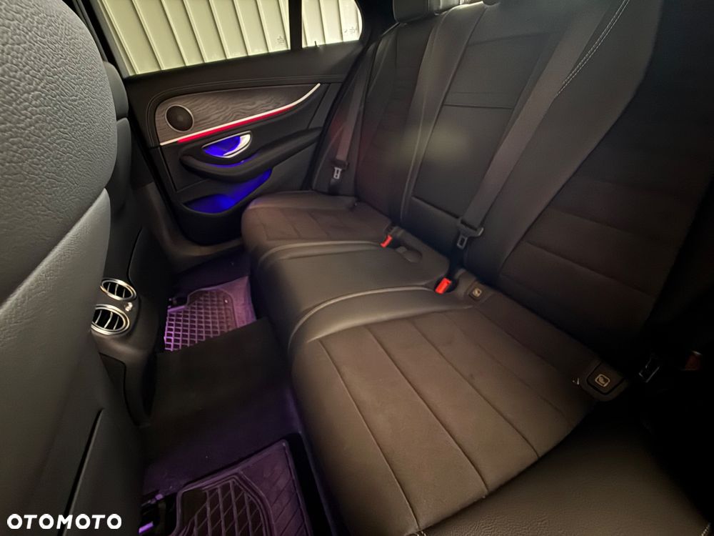 Mercedes-Benz Klasa E - 15