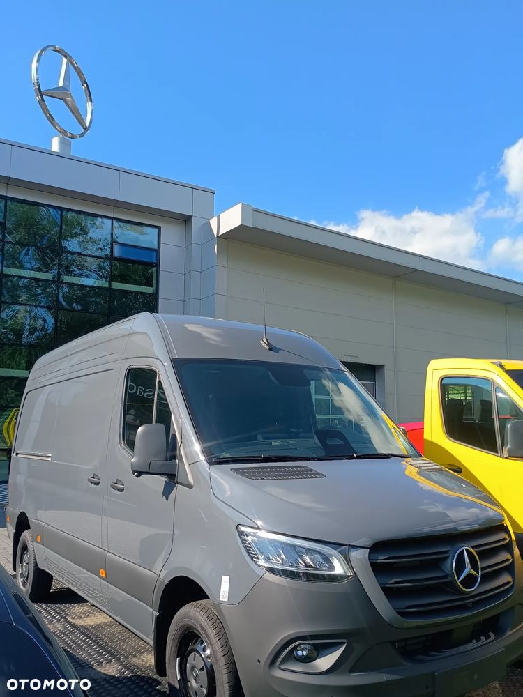 Mercedes-Benz Sprinter Furgon L2H2 - 2