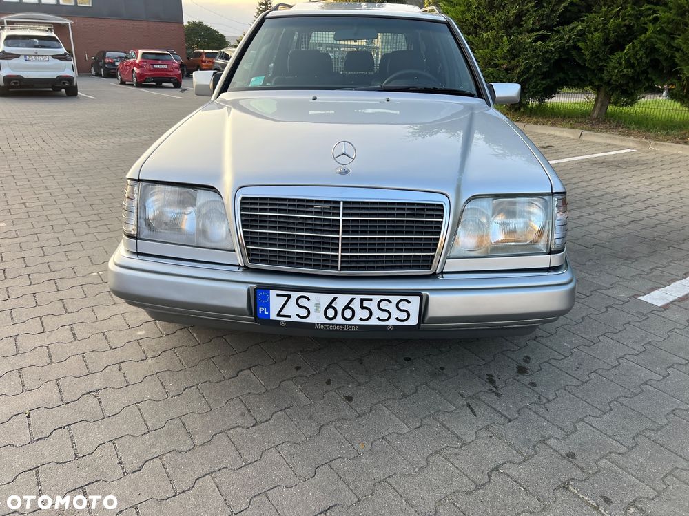 Mercedes-Benz Klasa E - 3