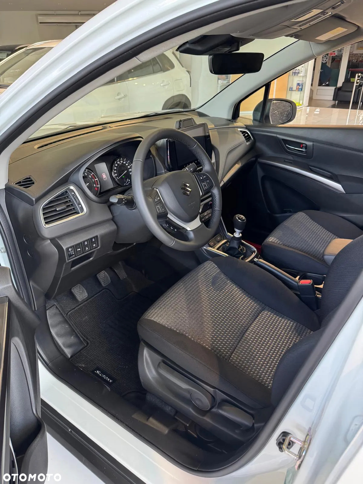 Suzuki SX4 S-Cross - 11