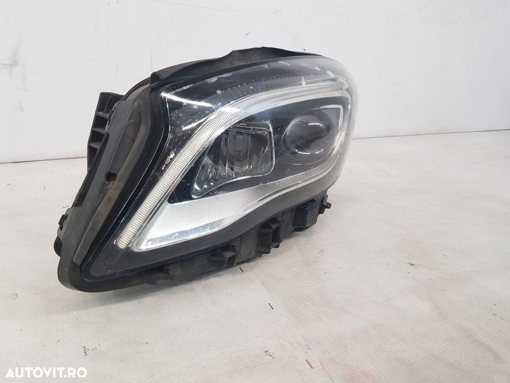 Far stanga full led Mercedes GLA X156 dupa 2015 - 4