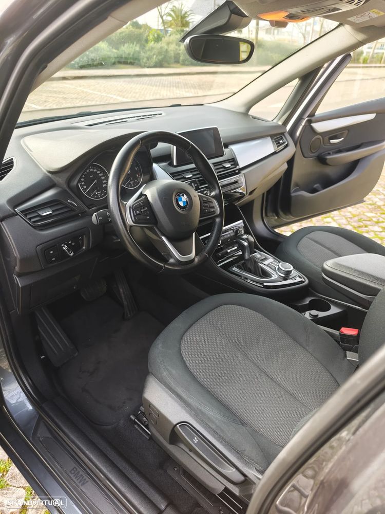 BMW 216 Active Tourer d Aut. Luxury Line - 14