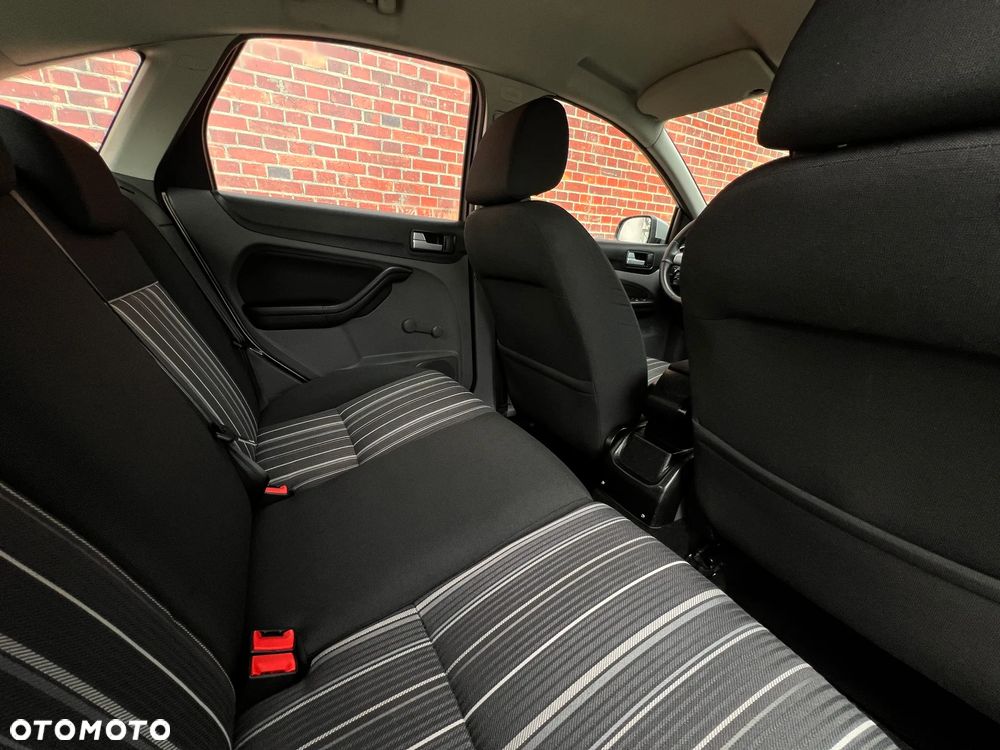 Ford Focus - 18