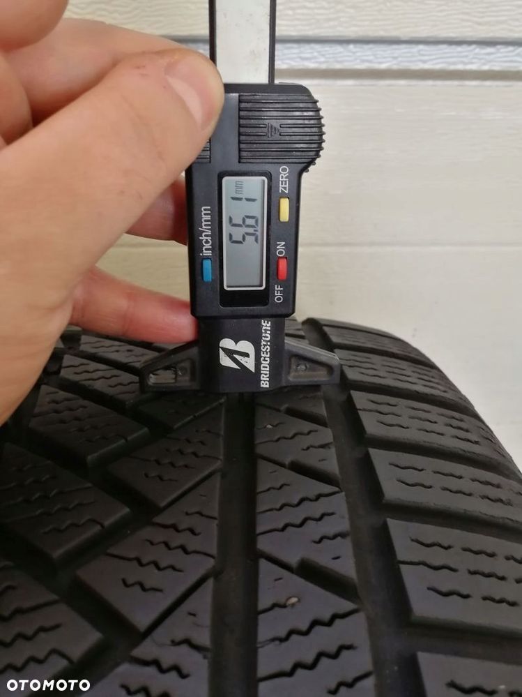 Opony zimowe 215/55 R 17 Continental WinterContact TS850 P - 5