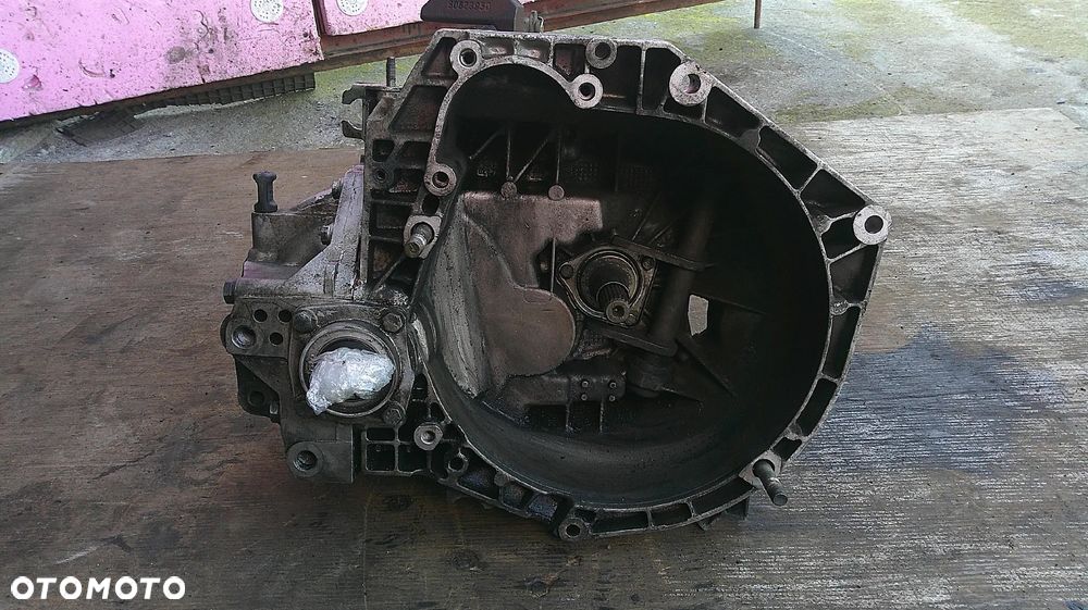 ALFA ROMEO GT 1.9 SKRZYNIA BIEGÓW 464332891 - 2