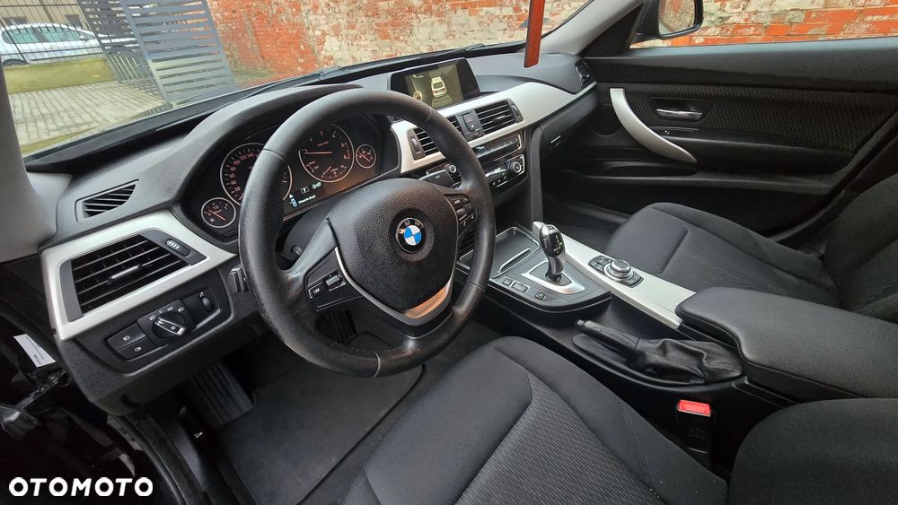 BMW Seria 3 - 17