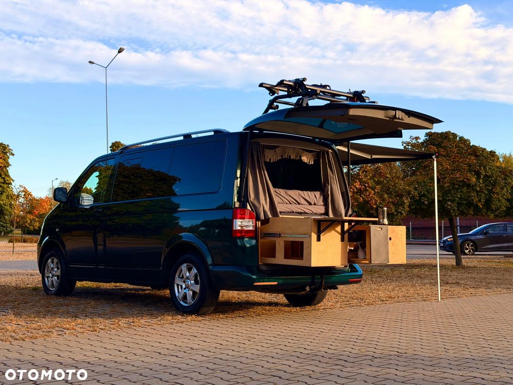 Volkswagen Multivan - 15
