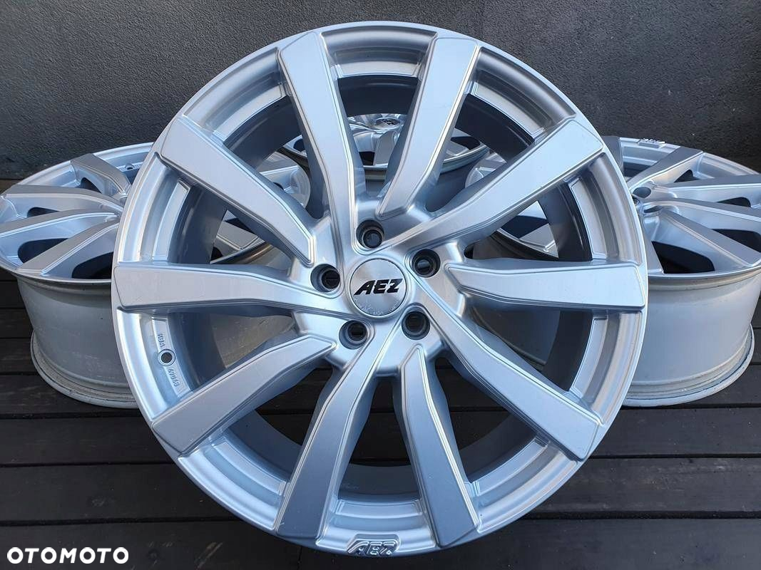 Felgi 20cali AEZ Ford Mustang Infinity Tesla Lexus - 2