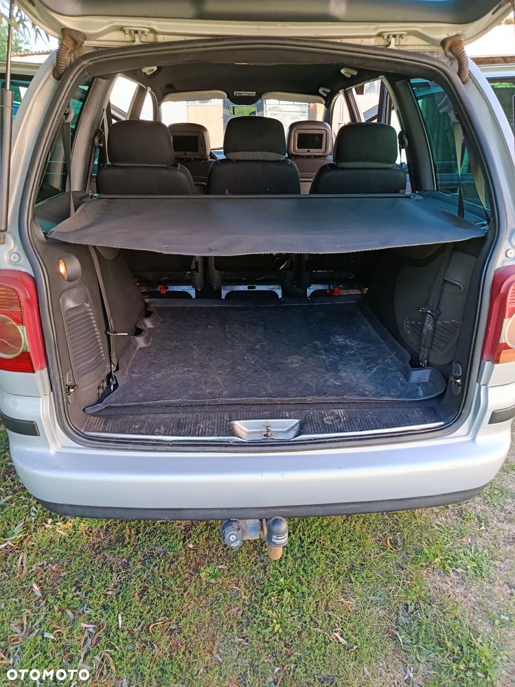 Volkswagen Sharan 1.9 TDI - 18