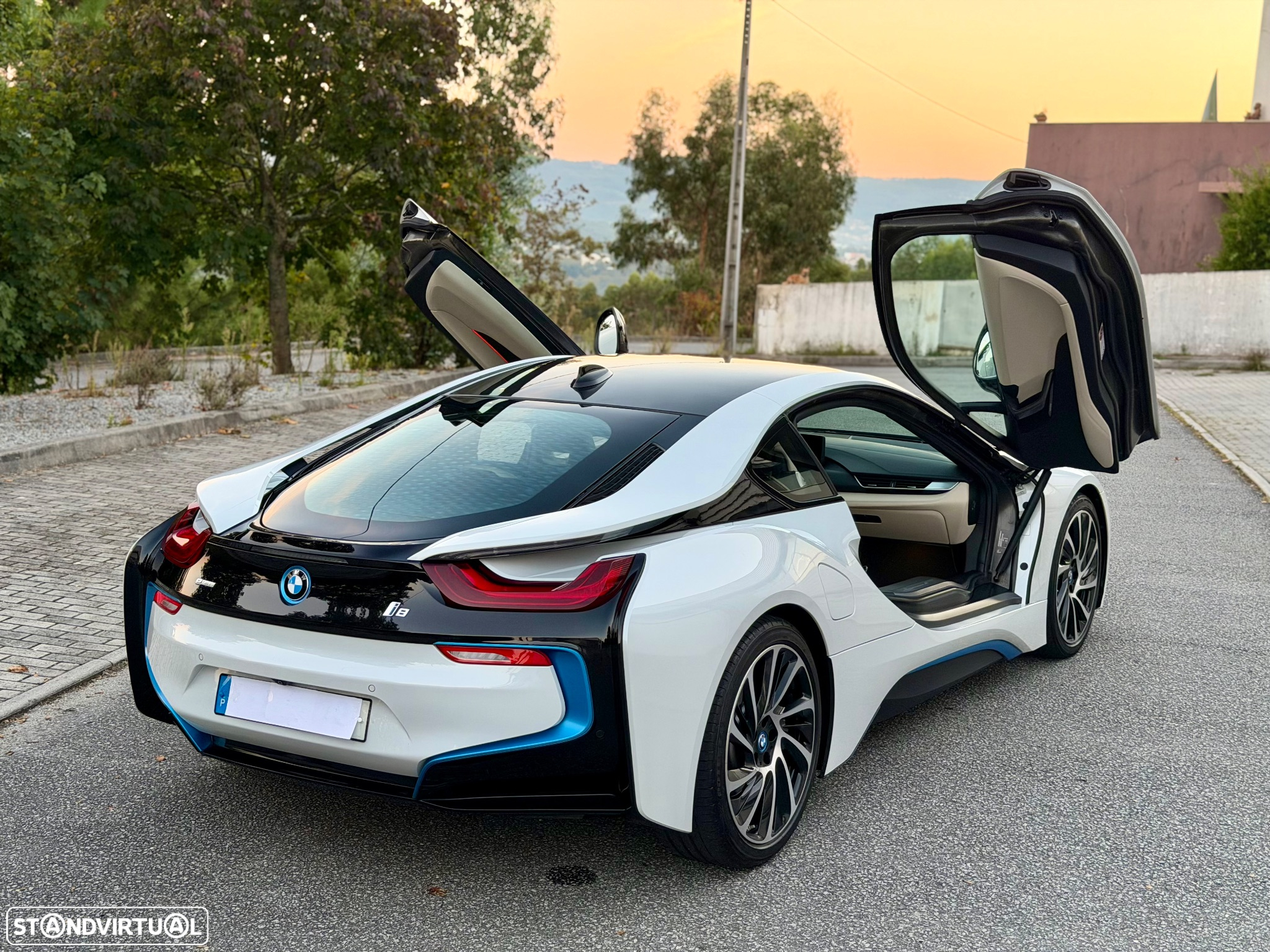BMW i8 Standard - 12