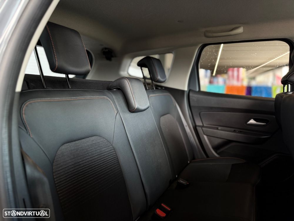 Dacia Duster 1.0 TCe SL Extreme - 27