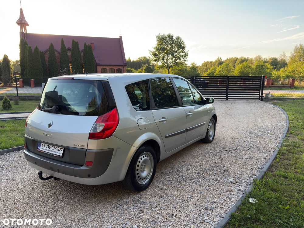 Renault Grand Scenic - 7