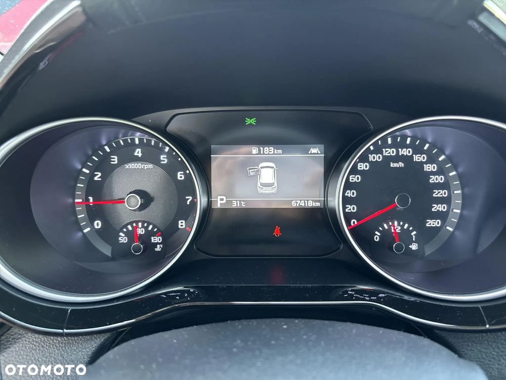 Kia ProCeed 1.6 T-GDI GT DCT - 14