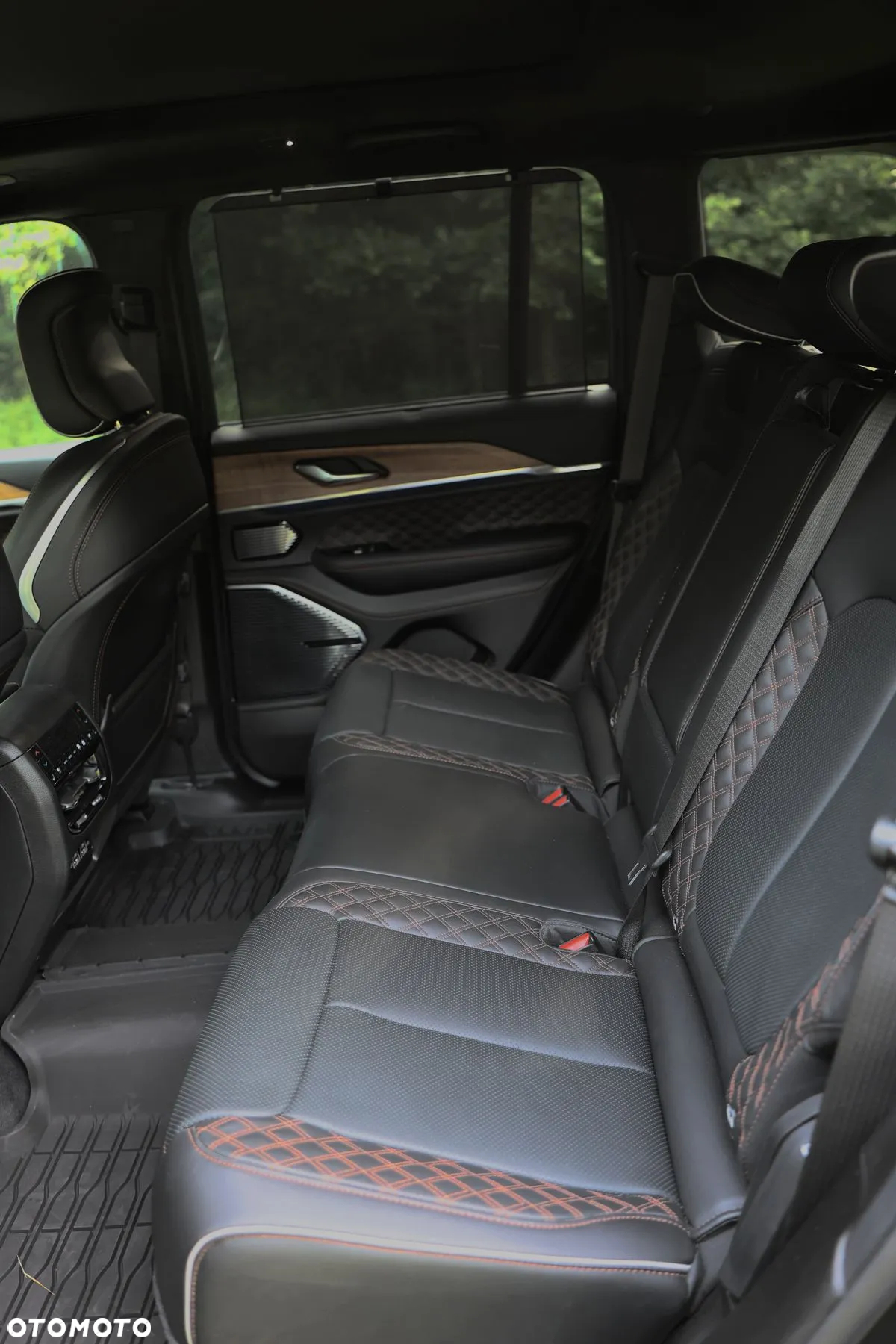 Jeep Grand Cherokee 2.0 4xe PHEV Summit Reserve - 12