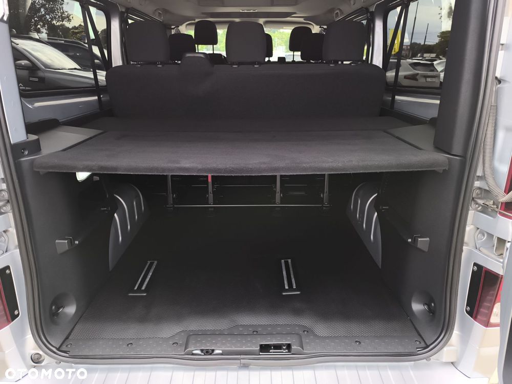 Renault Trafic 2.0 dCi Escapade - 17