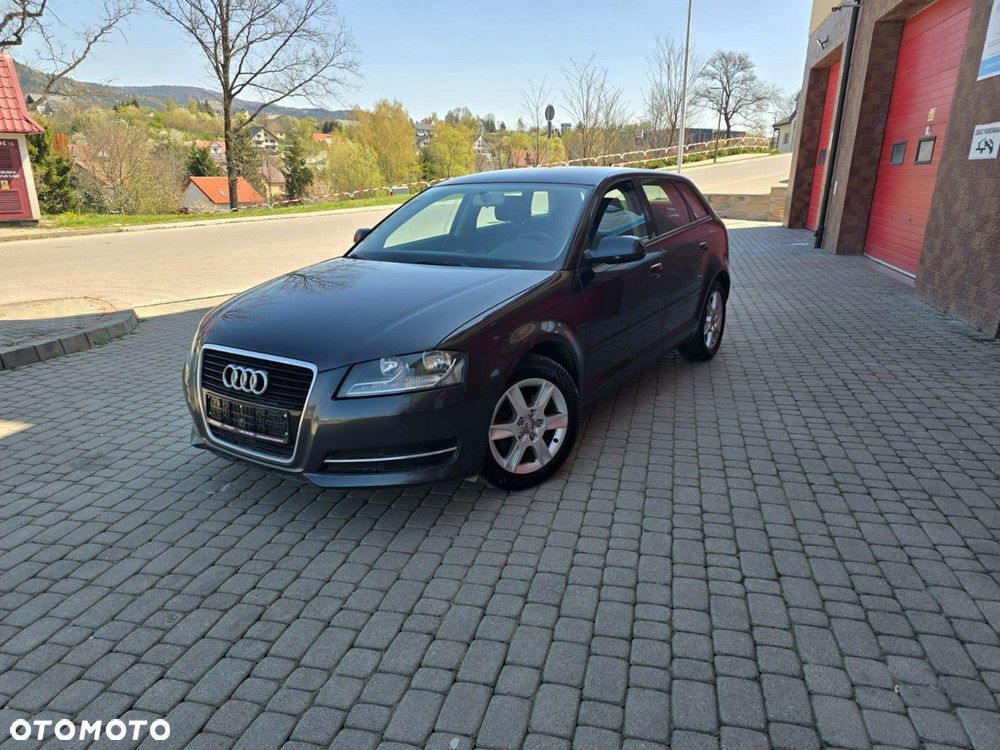 Audi A3 Sportback - 3