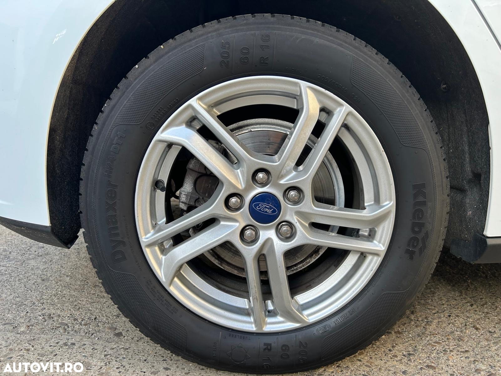 Ford Focus 1.0 EcoBoost Trend Edition - 32