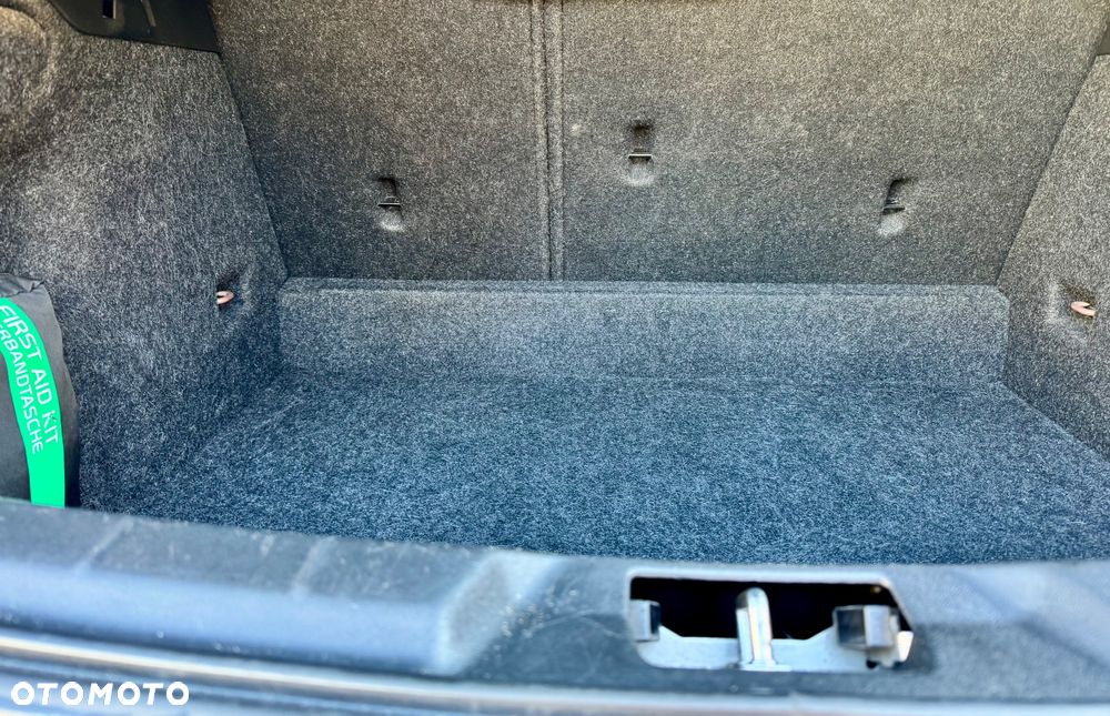 Volvo V40 D2 Geartronic Momentum - 14