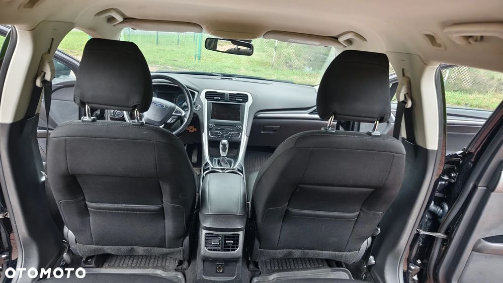 Ford Mondeo - 25