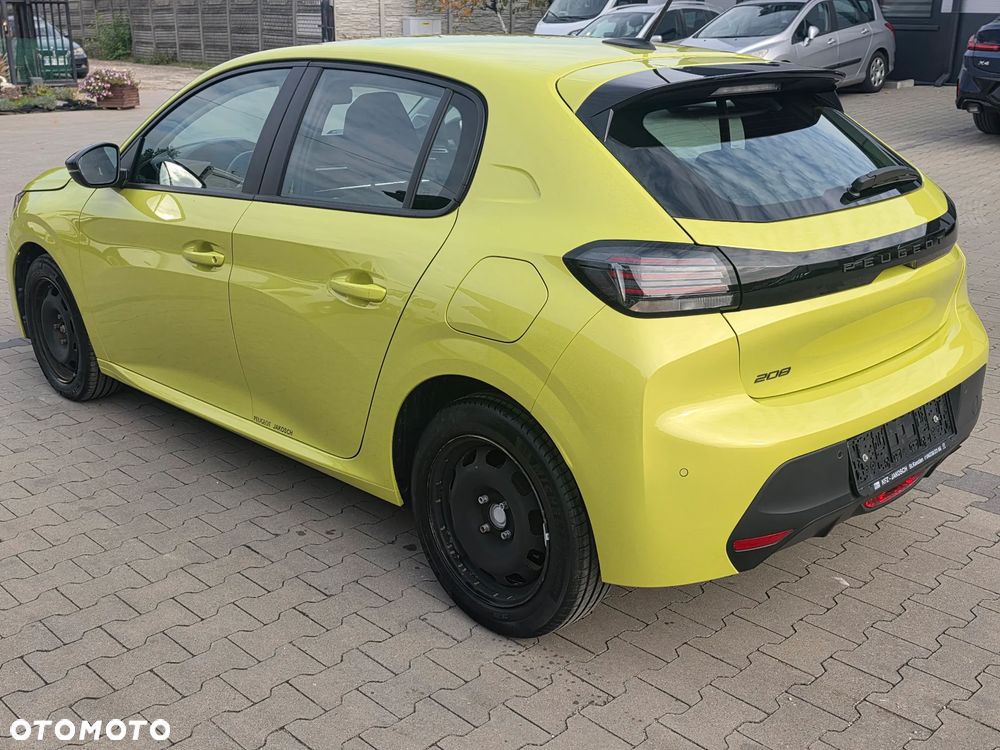 Peugeot 208 2024 photo 3