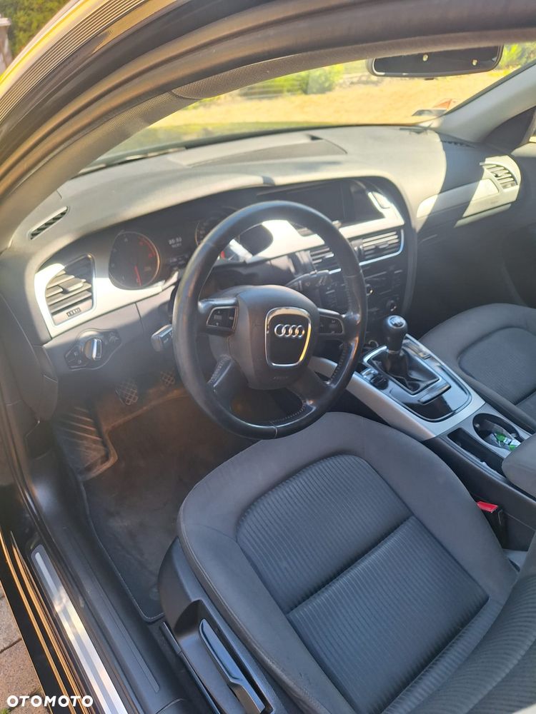 Audi A4 Avant 2.0 TDI - 6