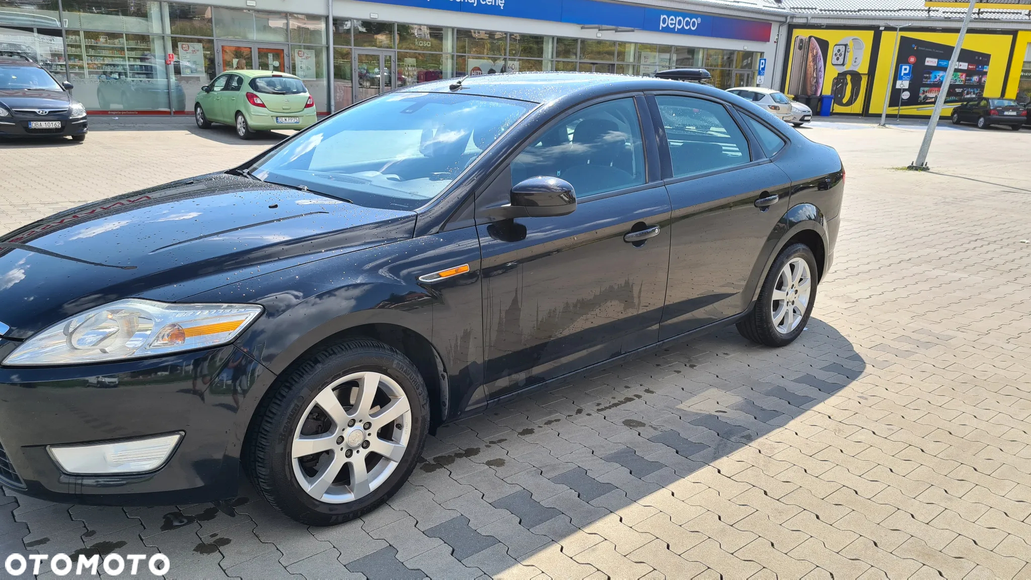 Ford Mondeo 1.6 Ambiente - 2