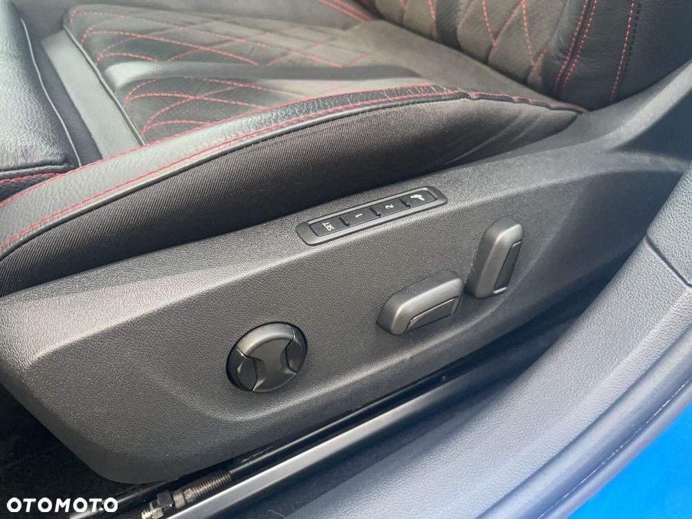 Skoda Octavia 2.0 TSI RS DSG - 13