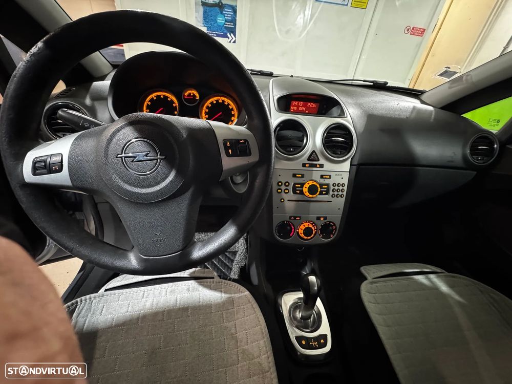 Opel Corsa 1.2 Enjoy Easytronic - 13