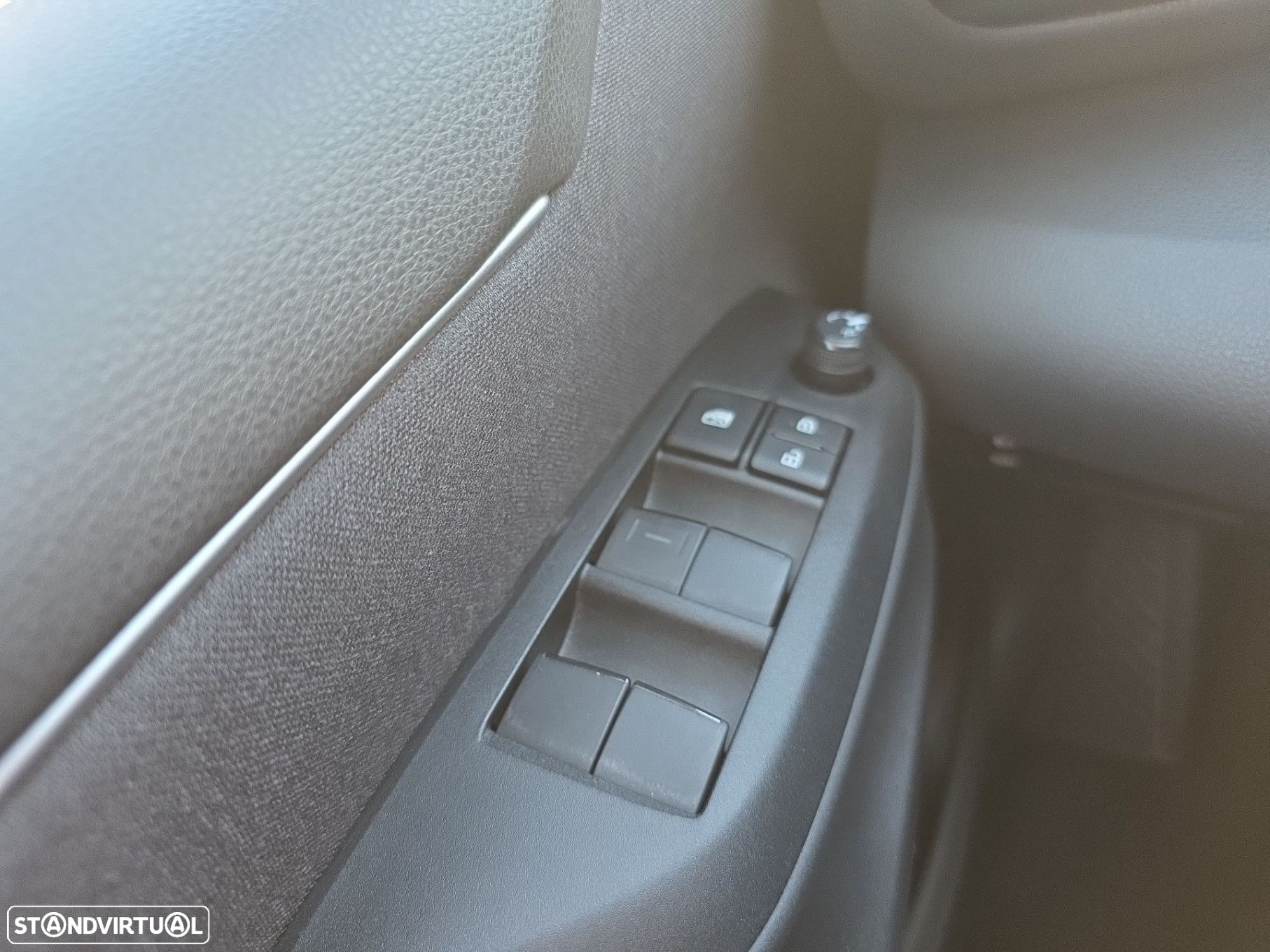 Toyota Yaris - 21