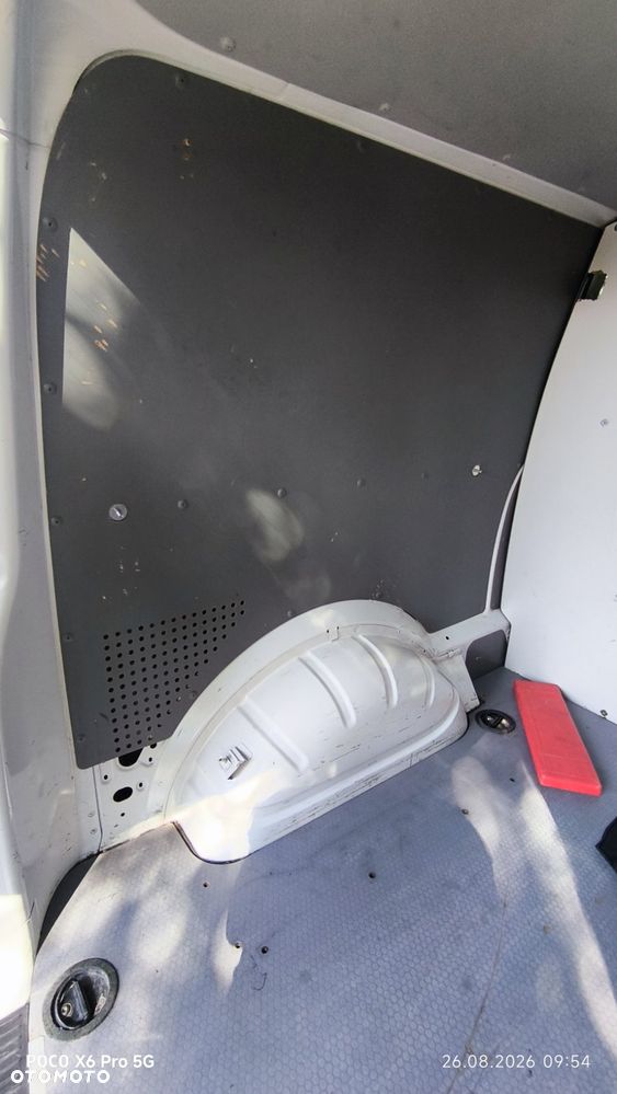 Volkswagen Transporter L2H1 - 10