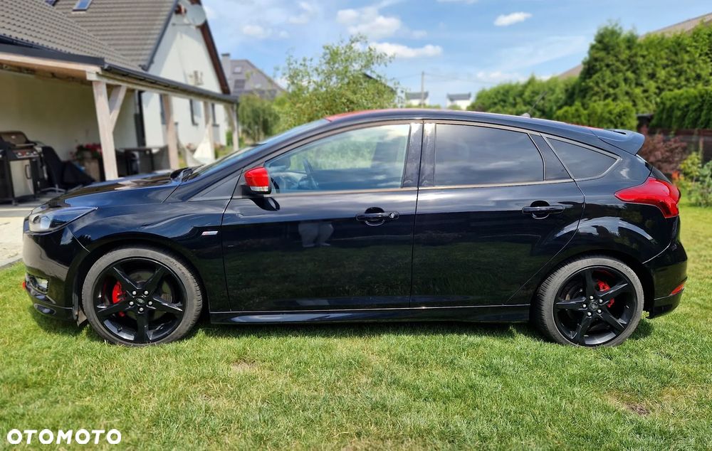 Ford Focus 1.5 EcoBoost ST-Line Black ASS - 4