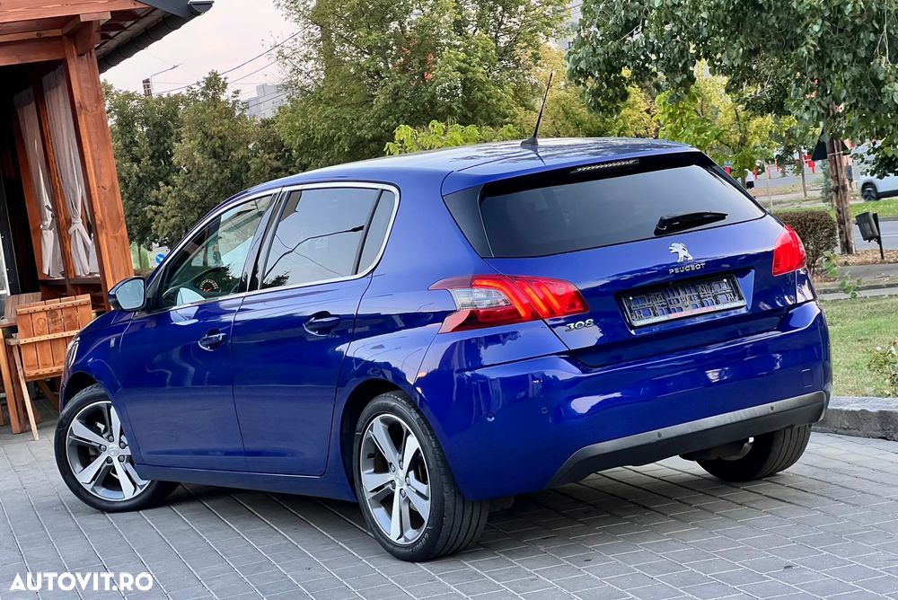 Peugeot 308 1.2 L PureTech Turbo S&S Allure - 4