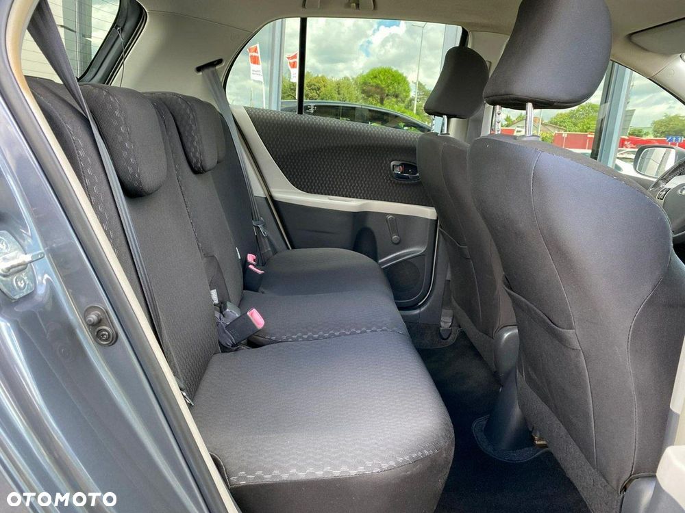 Toyota Yaris - 8