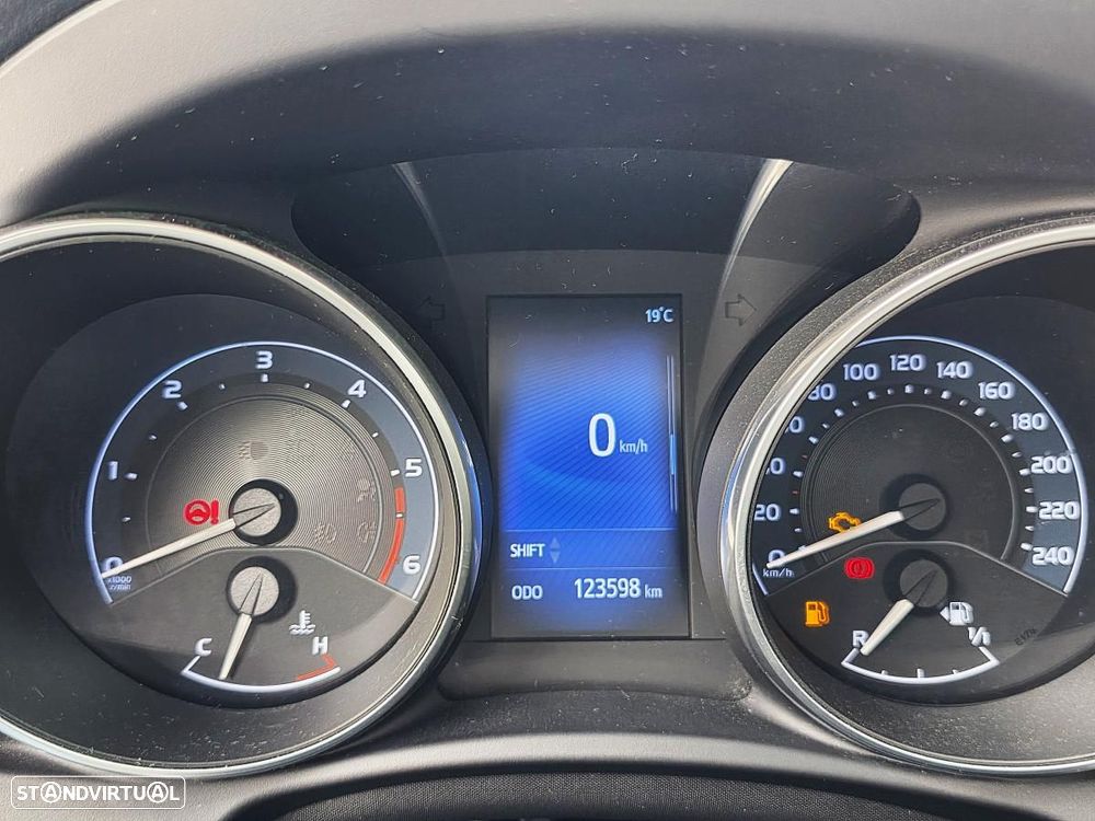 Toyota Auris 1.4 D-4D Comfort+Pack Techno - 16