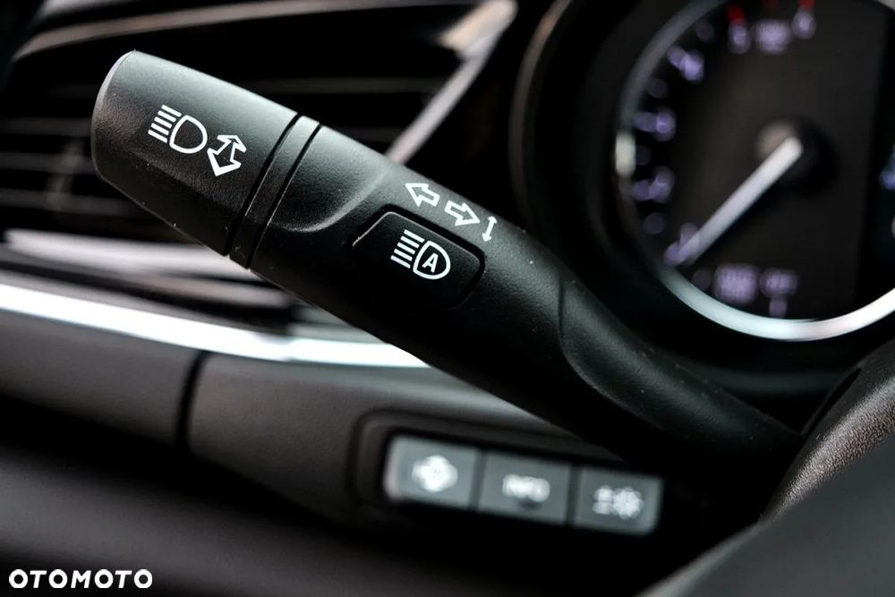 Opel Insignia 2.0 CDTI Business Elegance S&S - 17