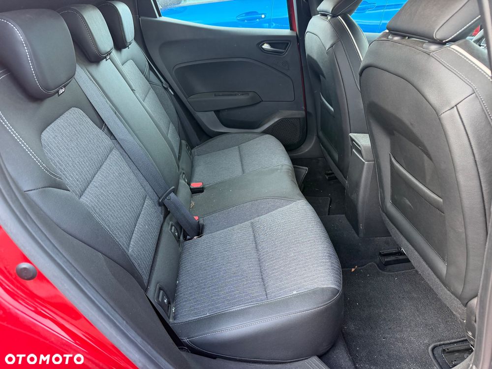 Renault Clio TCe 90 EVOLUTION - 17