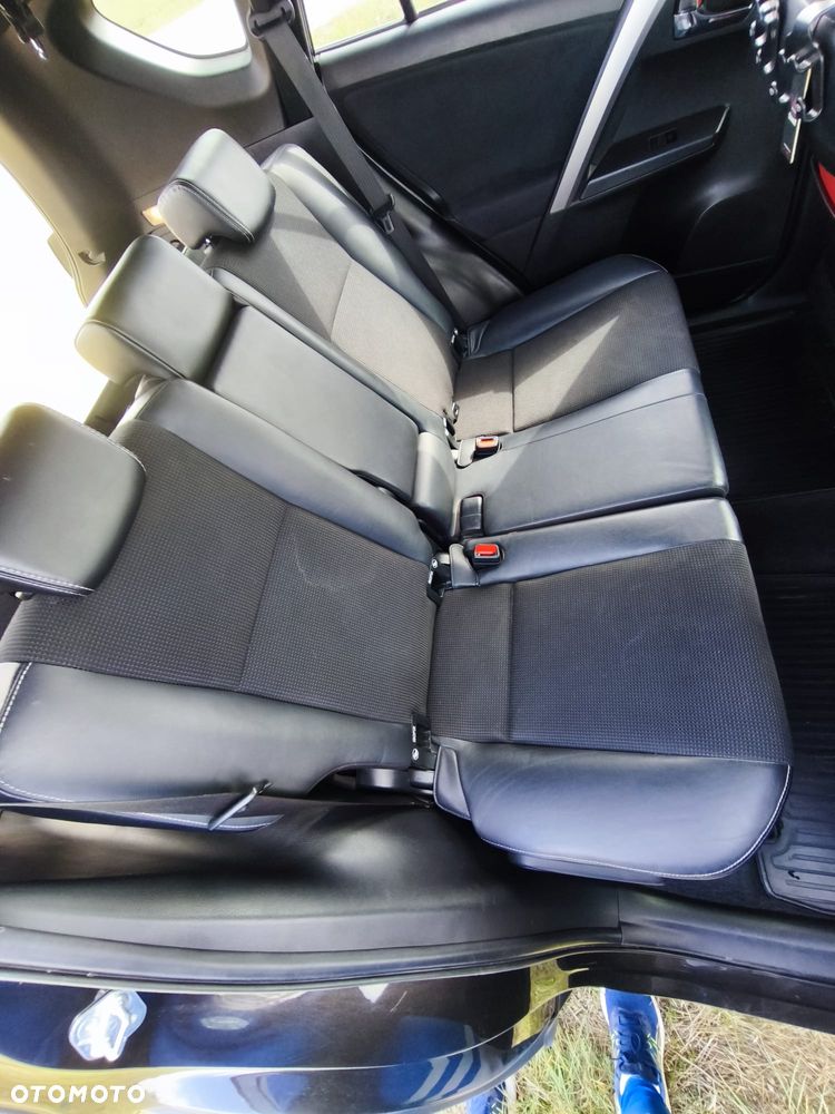 Toyota RAV4 2.0 Premium 4x4 - 12