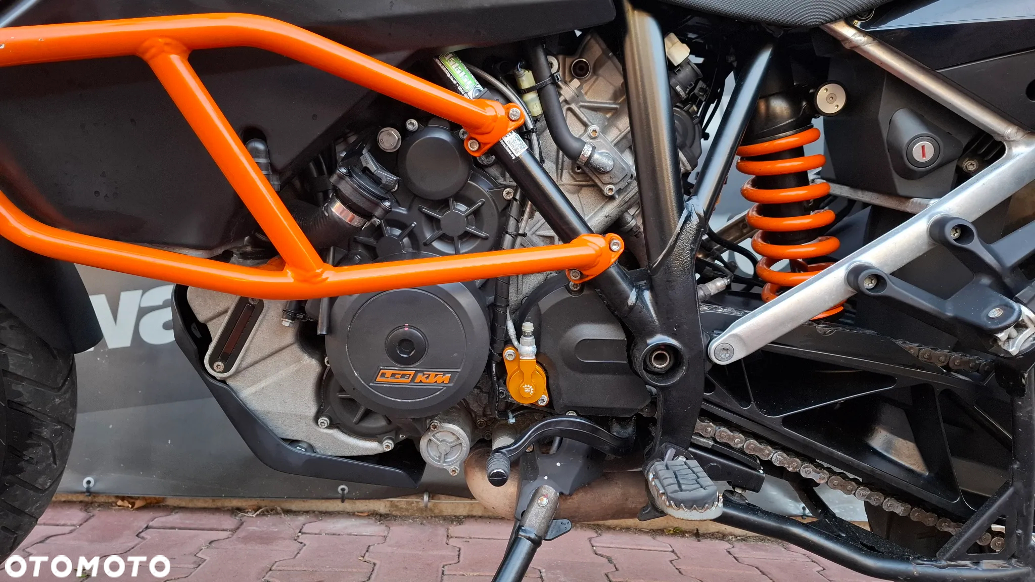 KTM Adventure - 14