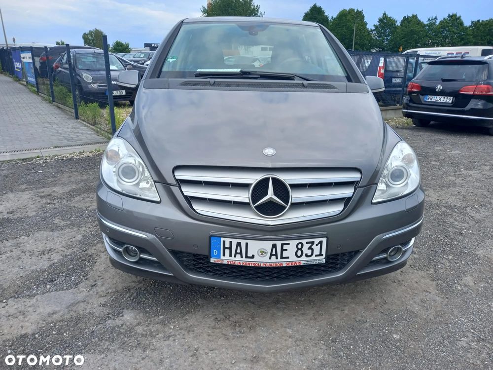 Mercedes-Benz Klasa B 180 BlueEFFICIENCY SPORT EDITION - 2