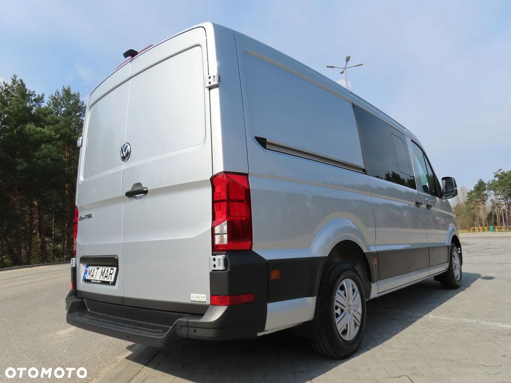 Volkswagen Crafter 35 BiTDI 2.0 177 KM AUTOMAT 6-Cio Os.+ 1036 Kg Ładowność MIXTO Indywidualna Zabudowa VIP, L2H1 Furgon Blaszak, 5905 mm Dł, FULL LED, DRZWI PRZESUWNE Z OBU STRON, HAK 3000 Kg, Rozstaw Osi 3665 mm, Stan Wizualny I Techniczny NOWY Tak Jak Z Taśmy Produkcyjnej Gotowy Dostępny OKAZJA POLECAM - 9