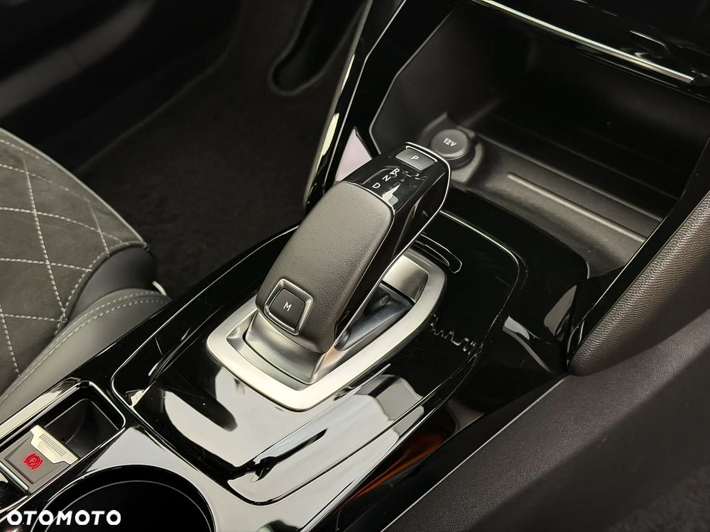 Peugeot 2008 1.2 PureTech GT S&S EAT8 - 18