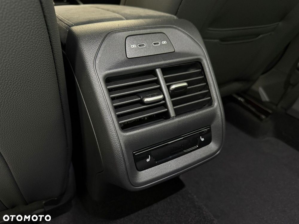 Skoda Superb 2.0 TDI SCR 4x4 Sportline DSG - 26