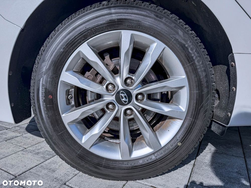 Hyundai i40 Kombi 1.7 CRDi DCT Style - 34