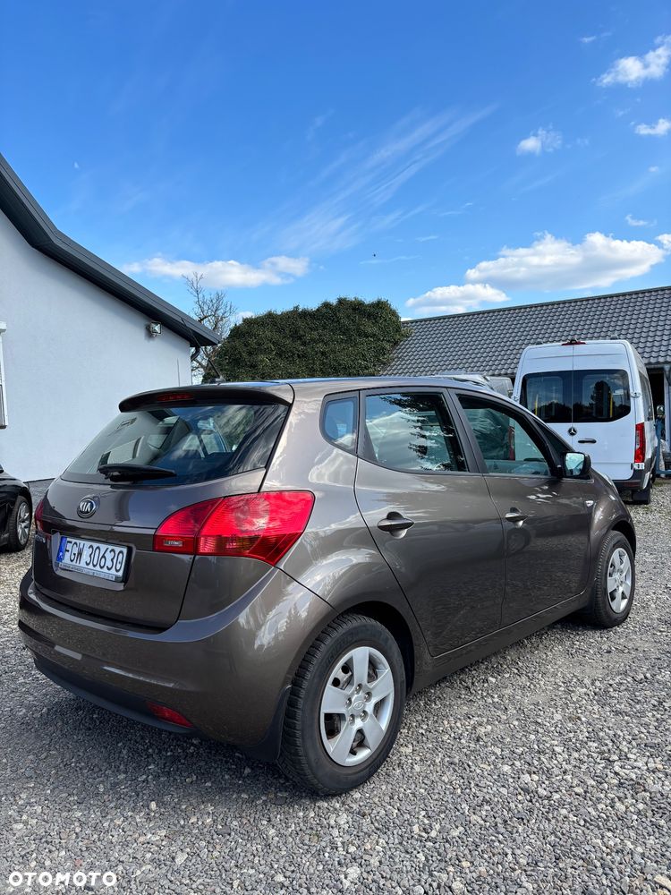 Kia Venga 1.4 CVVT Dream Team Edition - 4